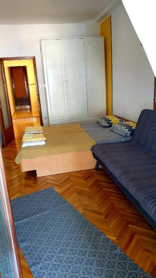 Apartmani Dea Jadranovo Zewnętrze zdjęcie