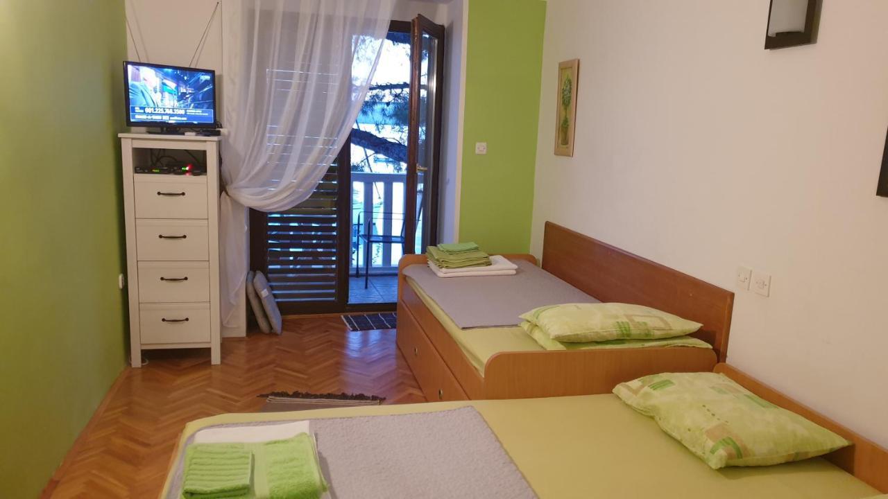 Apartmani Dea Jadranovo Zewnętrze zdjęcie