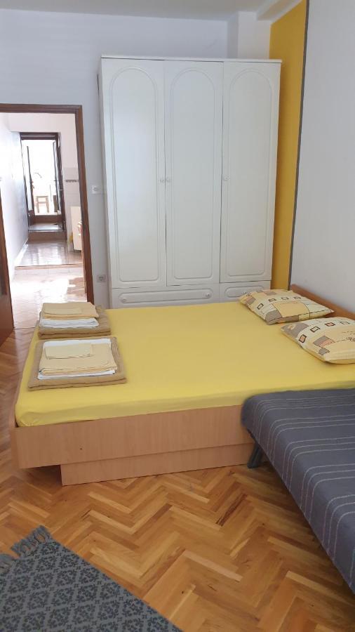 Apartmani Dea Jadranovo Zewnętrze zdjęcie
